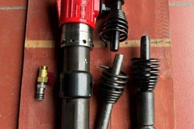 Súng thục lốp xe tải