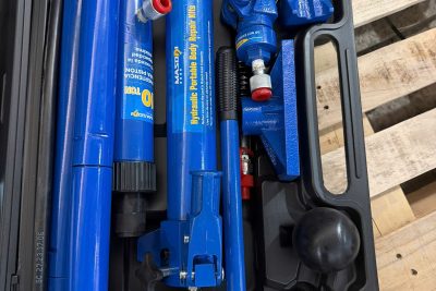 Kích nắn khung sườn xe tai nạn 10T